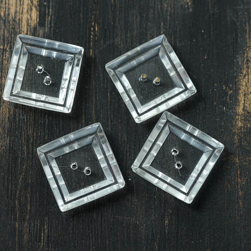 �ܥ���2��2��0.7cm4�ĥ��å� gbu-061