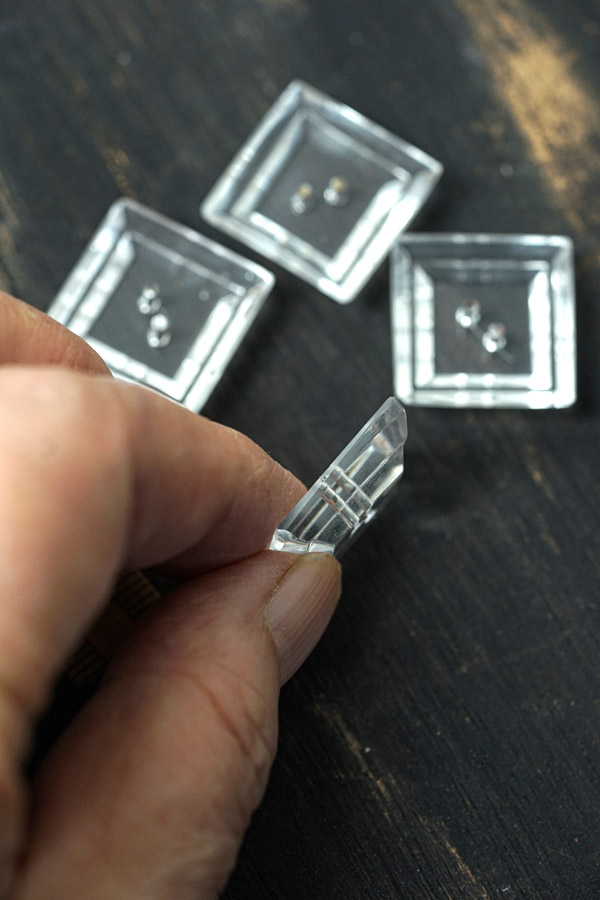 �ܥ���2��2��0.7cm4�ĥ��å� gbu-061