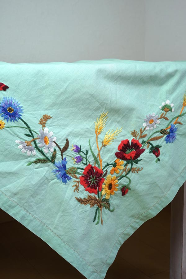 �ɽ��ι�ϥ󥬥꡼�Υ������륰�꡼��˽դΤ��֤Υơ��֥륯����129��118cm ge-1014