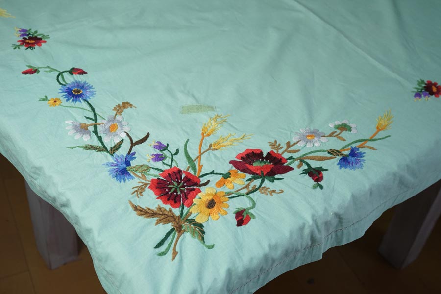 �ɽ��ι�ϥ󥬥꡼�Υ������륰�꡼��˽դΤ��֤Υơ��֥륯����129��118cm ge-1014