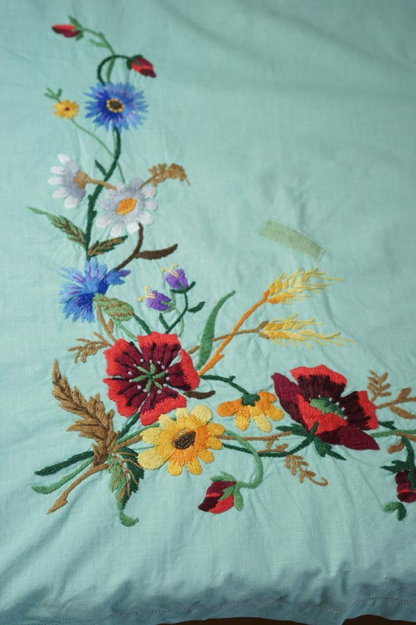 �ɽ��ι�ϥ󥬥꡼�Υ������륰�꡼��˽դΤ��֤Υơ��֥륯����129��118cm ge-1014