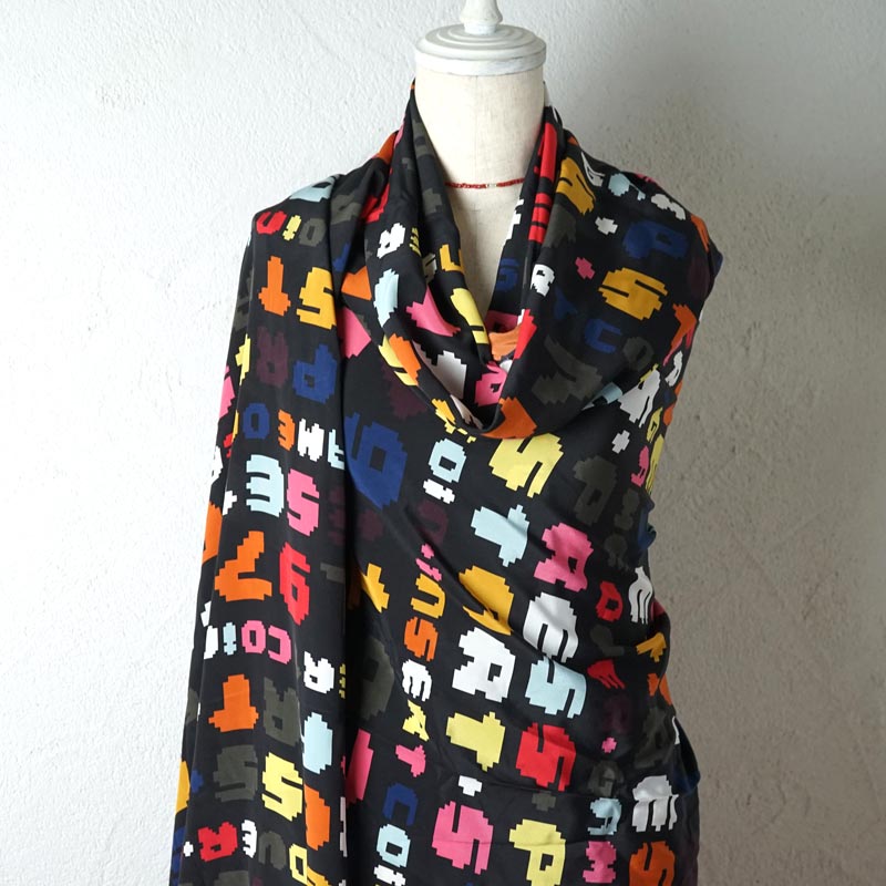 �٥륮���Υ��륯�ե��֥�å�1979 W145��95cm gf-942