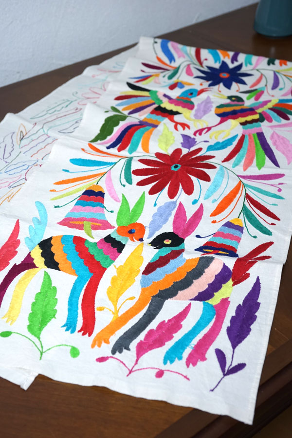 �ᥭ���������ȥ�²�Υƥʥ󥴻ɽ��Υơ��֥���ʡ����֤ο���ưʪ����44��190cm ge-1159