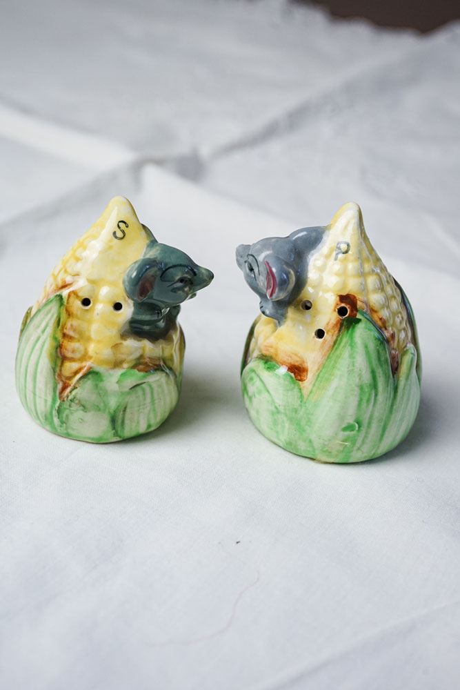 �ȥ���������βȤ˽���ͥ��ߤ����ƫ��Υ���ȡ��ڥåѡ����졡1950ǯ�塡gc-1943