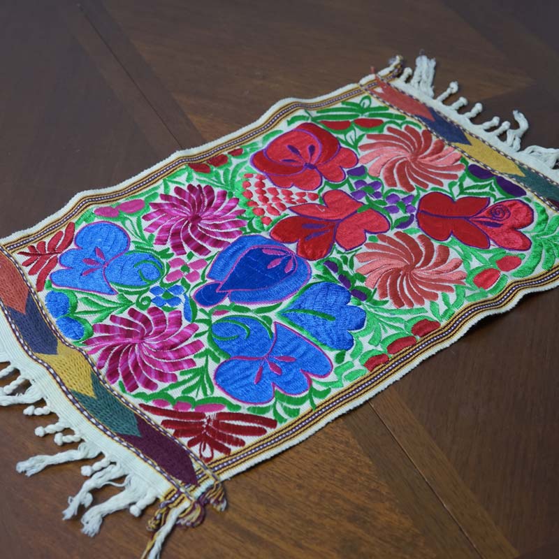 �ᥭ�����������ϥ����ܥ�����ɡ������ޥ��ʤȤ��������ɽ��Υơ��֥�ޥå�47��31.5cm ge-1160