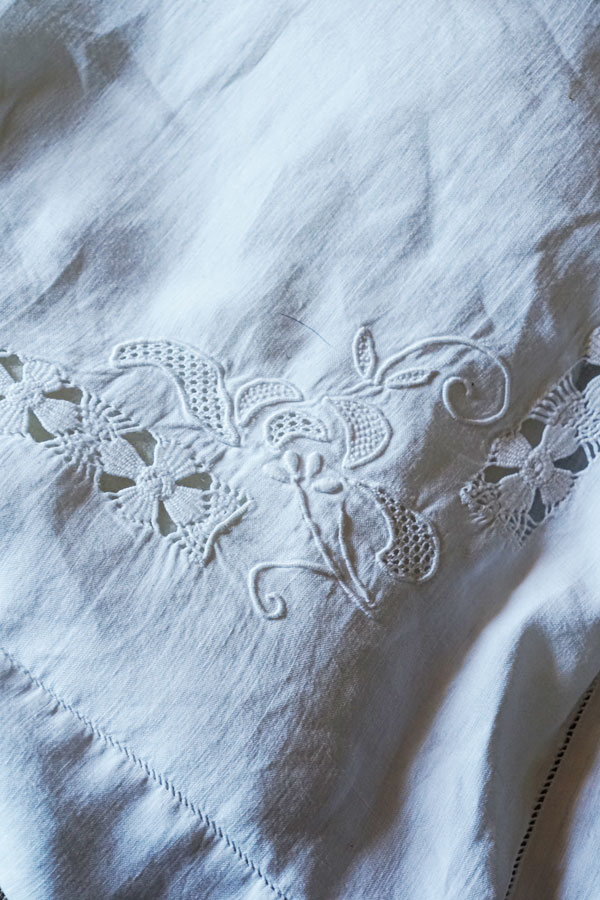 �����ꥹ�Υۥ磻�ȥ���ɽ���RB����ե��٥åȻɽ��Υ��å���󥫥С�75��72cm ge-1133