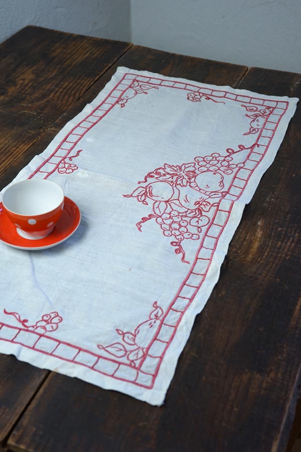 �������Υե롼�Ļɽ��Υơ��֥�ޥå�78.5��40cm ge-1101