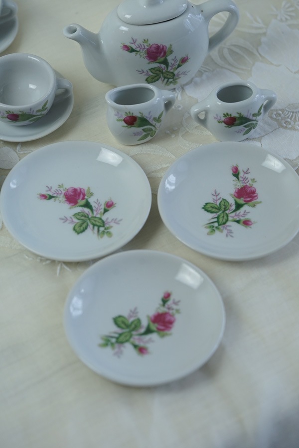 フランス アンティーク 薔薇柄ピンクのディネット ティーセット