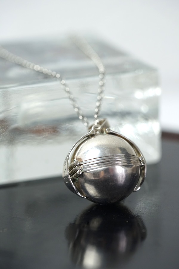 �ᥭ�����󥷥�С����뷿�����å�W2.9��D2.5��H2.8cm ga-1189