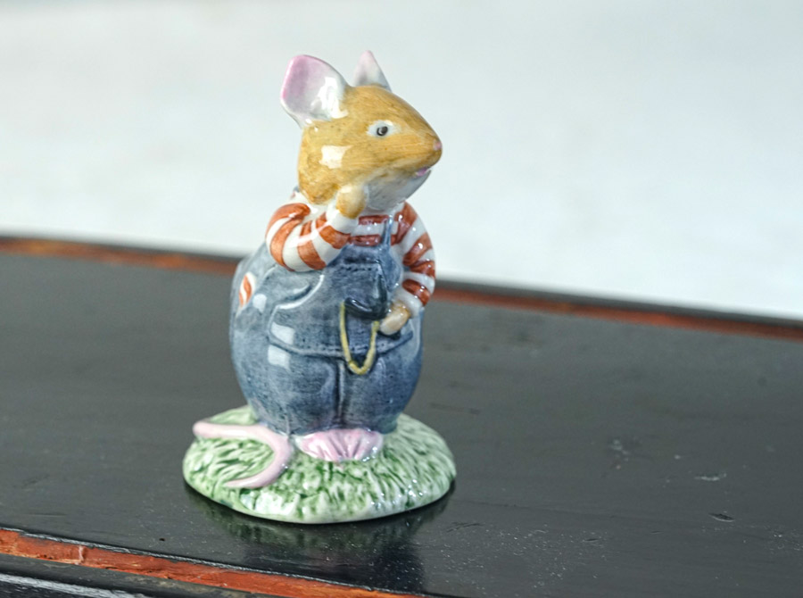 �֥��٥꡼�إå��� Wilfred Toadflax�ʥ�����ե�åɡ��ȡ��ɥե�å����ˤΥե������� H8.2cm��gt-1127
