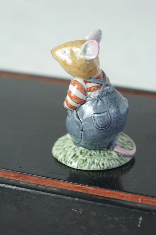 �֥��٥꡼�إå��� Wilfred Toadflax�ʥ�����ե�åɡ��ȡ��ɥե�å����ˤΥե������� H8.2cm��gt-1127