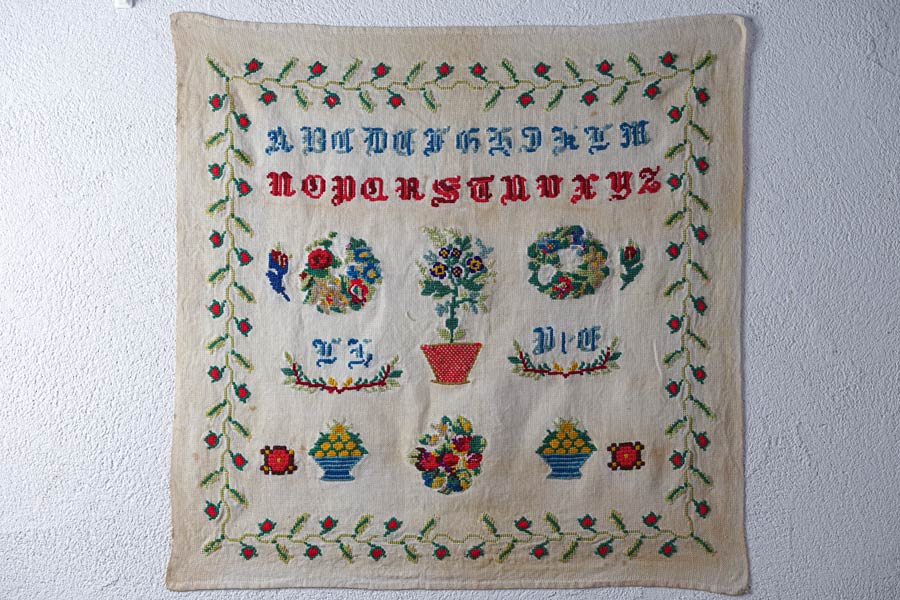 �����ꥹ�Υ���ե��٥åȻɽ��ȥ����ǥ������դ��İ�������ץ顼55��55cm ge-1083