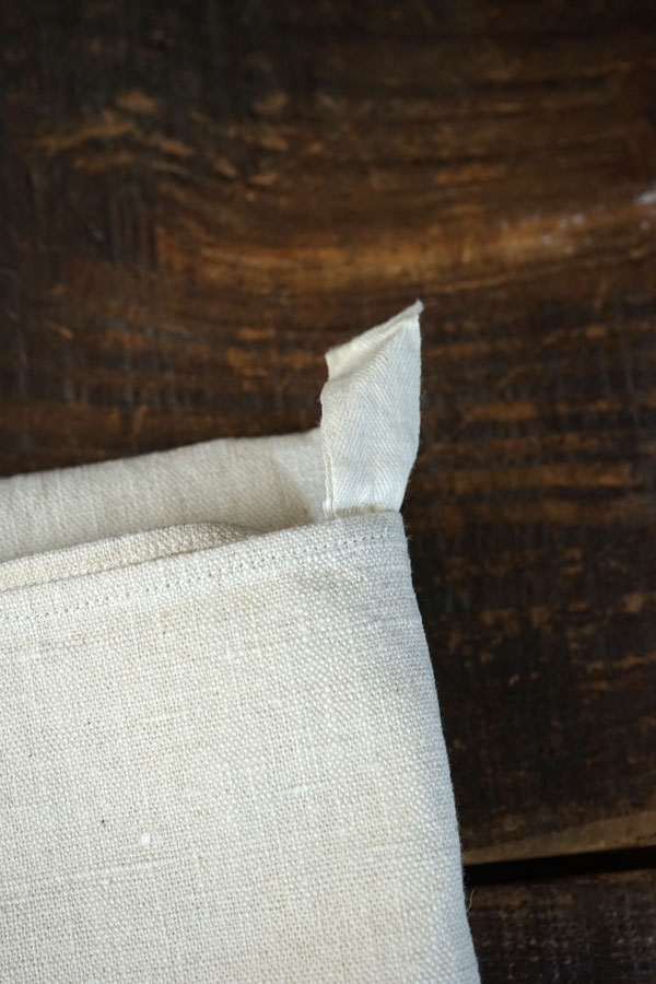 フランスの麻のレッドライン入りMP刺繍入りキッチンタオル83