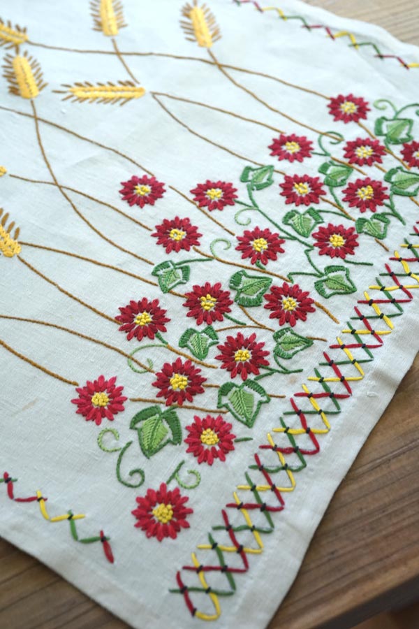 フランスのお花と麦の刺繍テーブルランナー43×100cm ge-962の通販