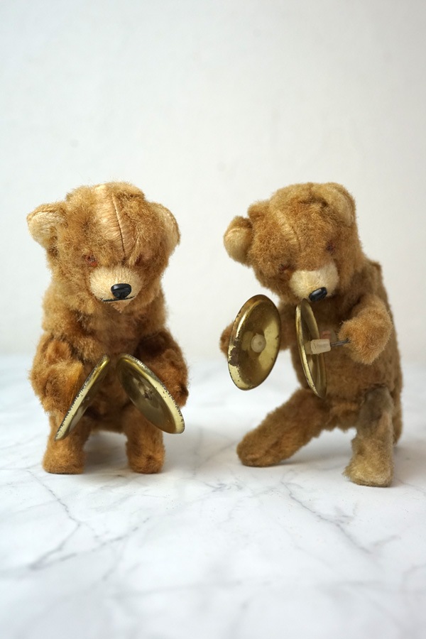 ���ɥ��ĤΥ���ޥ��ųݤ��Υ���Х��á���٥� gt-1128