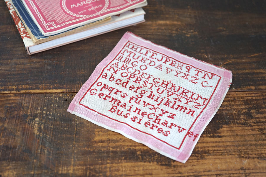 �ե�󥹤Υ���ե��٥åȻɽ�����ץ顼20.5��20.5cm ge-1043