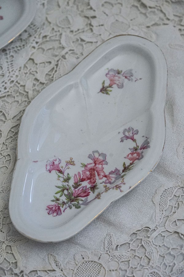 ����ƥ������Υԥ󥯥ե��Υ������23.5��13.5cm 1900ǯ�庢 gc-1220