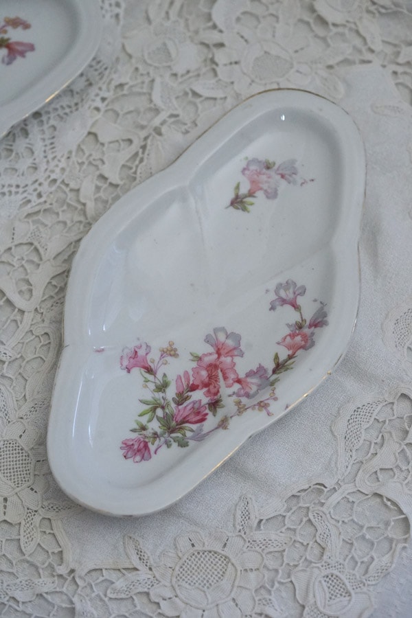 ����ƥ������Υԥ󥯥ե��Υ������23.5��13.5cm 1900ǯ�庢 gc-1220