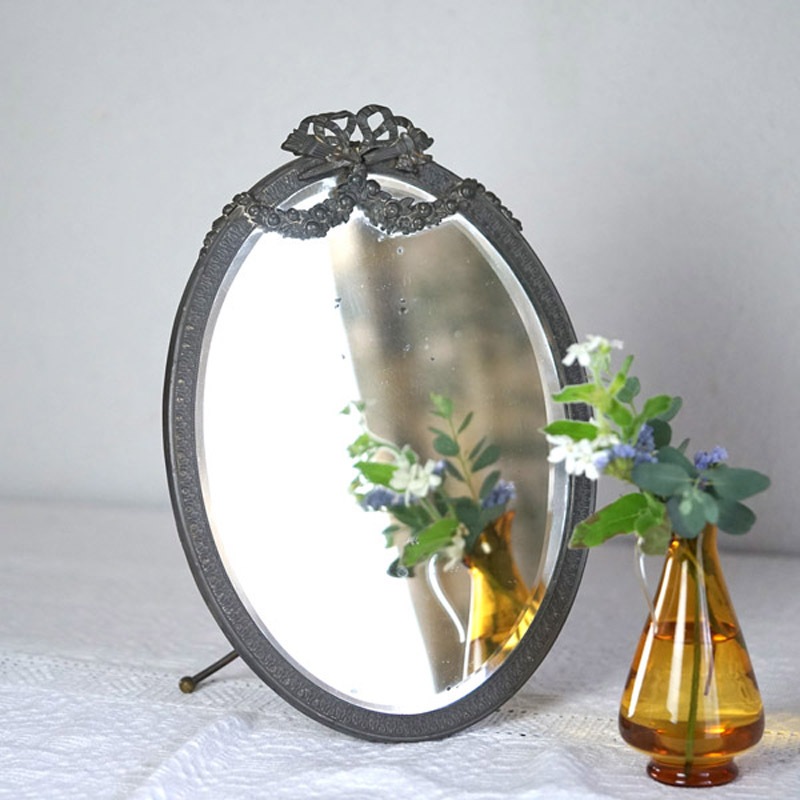 アンティークの重量感のあるリボンとガーランド付オーバルミラー36