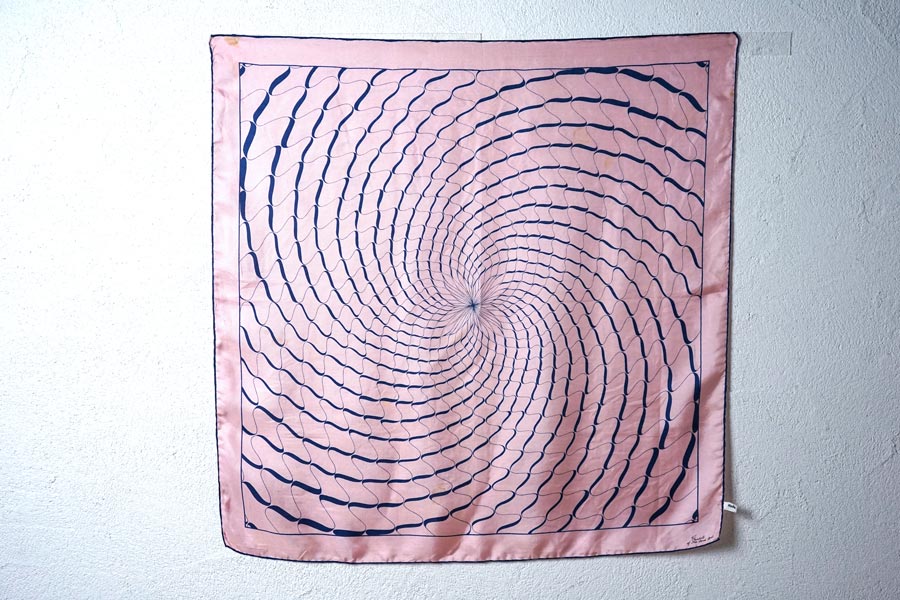 �ڱѹ������ơ�����Thinkell �����ȥͥ��ӡ��������֤Υ��륯�������աʥ����ꥢ����68��67cm gd-297