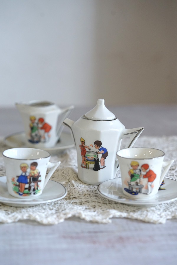 アールデコのおままごとディネットDinette 子供とペットの暮らし Tea