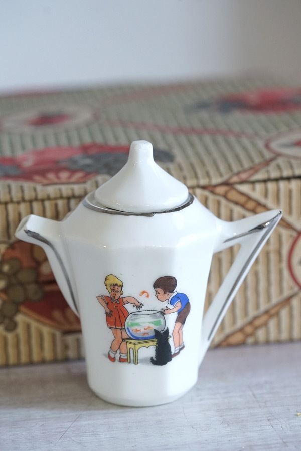 アールデコのおままごとディネットDinette 子供とペットの暮らし Tea
