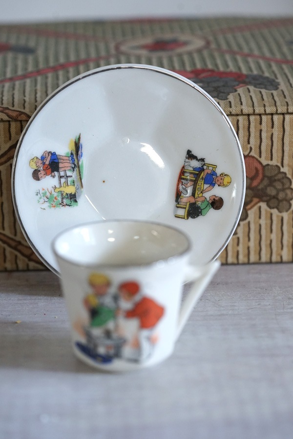 アールデコのおままごとディネットDinette 子供とペットの暮らし Tea