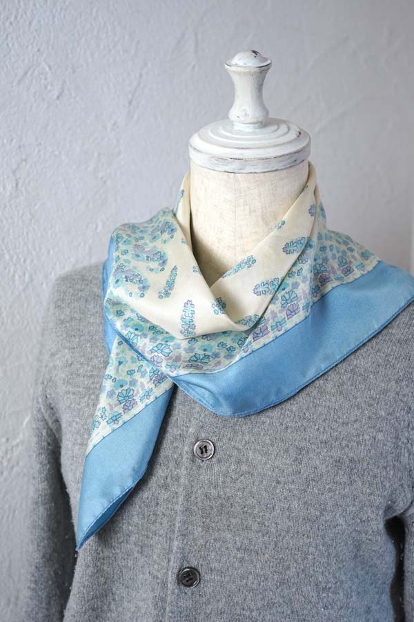 �ѹ������ơ��� �������֥롼���֤䤫�ʥ��륯�������ա�58��58cm��gd-304