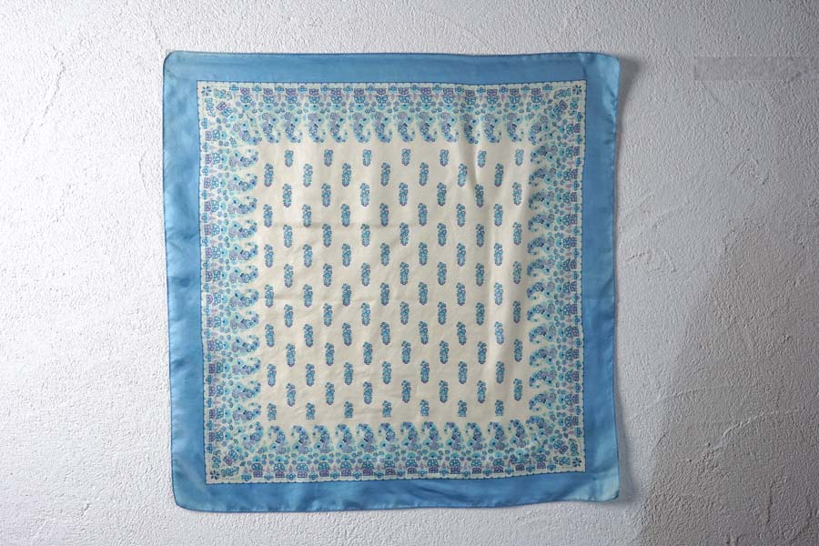 �ѹ������ơ��� �������֥롼���֤䤫�ʥ��륯�������ա�58��58cm��gd-304