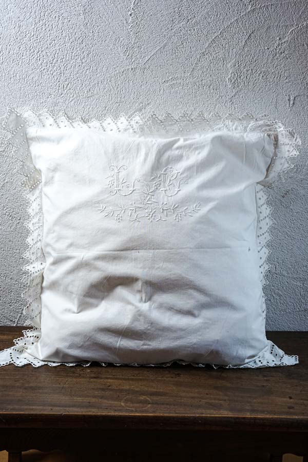 �ե�󥹥���ƥ����� LC��Υ����ȥܥ��˥����ɽ��Υե��ԥ�����������70��70cm�˥ۥ磻�ȥ�� ge-1179