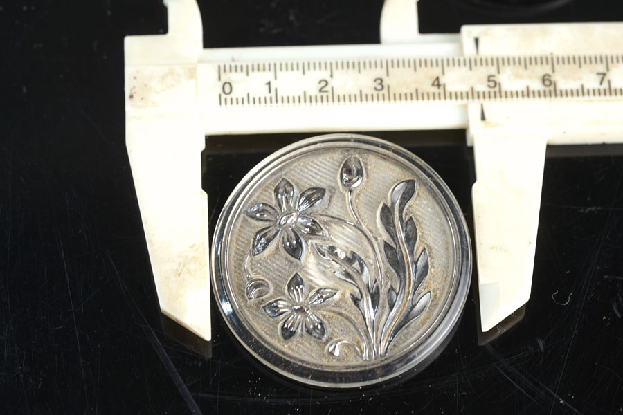 ��1940ǯ��ۥ��������饹 ���ᥪ�Τ��֥�꡼�� �礭�ʥ�����ơ����ܥ��� 4.5cm gbu-095