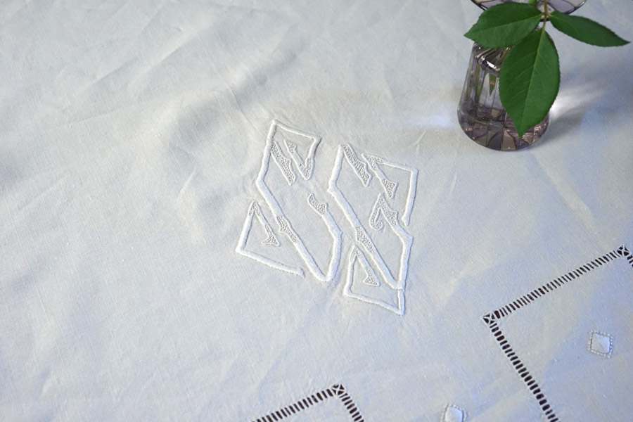 1920ǯ�庢�Υե�����ۥ磻�ȥ���ɽ��Ρ֥ɥ�סʥ٥åɥ�ͥ��W220��105cm��gli-0374