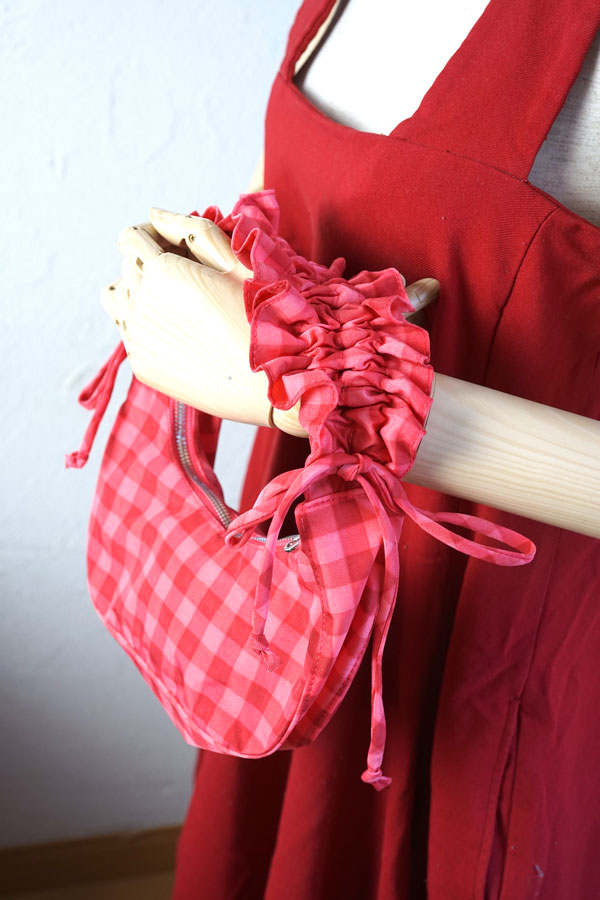 �ڴ����������ʡ�Molly Goddard �� BAGGU ����� �ߥ˥�åե�Хå��ʥ�ӡ����󥬥�ˡå���ե�󥷥�������Ź������̤���ѥ����դ� gb-343