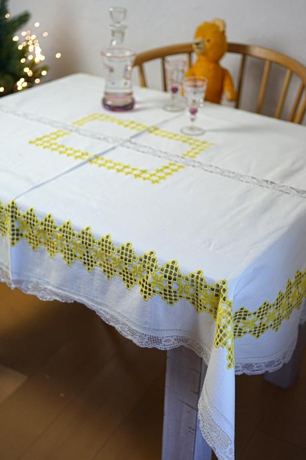 ��ͥ�˥��󥤥������Υ��åȥ���ɽ��ȥܥӥ�졼���Υơ��֥륯����156��107cm ge-1005