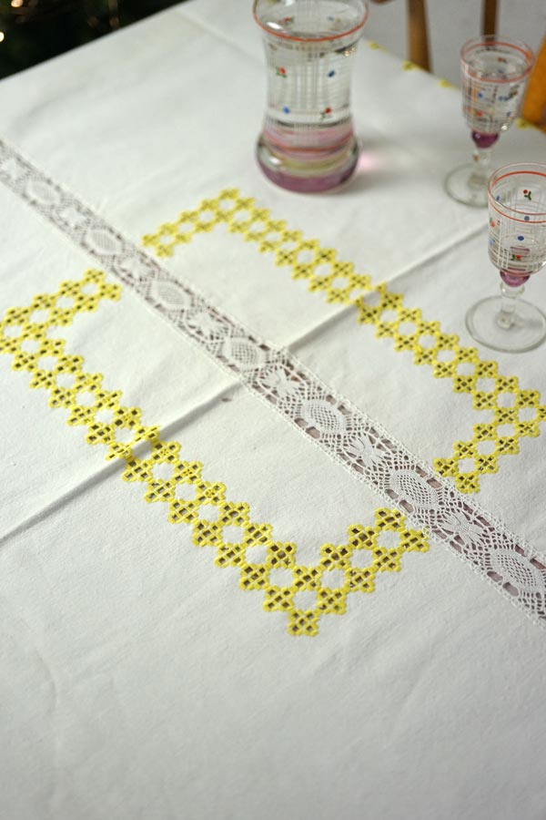 ��ͥ�˥��󥤥������Υ��åȥ���ɽ��ȥܥӥ�졼���Υơ��֥륯����156��107cm ge-1005