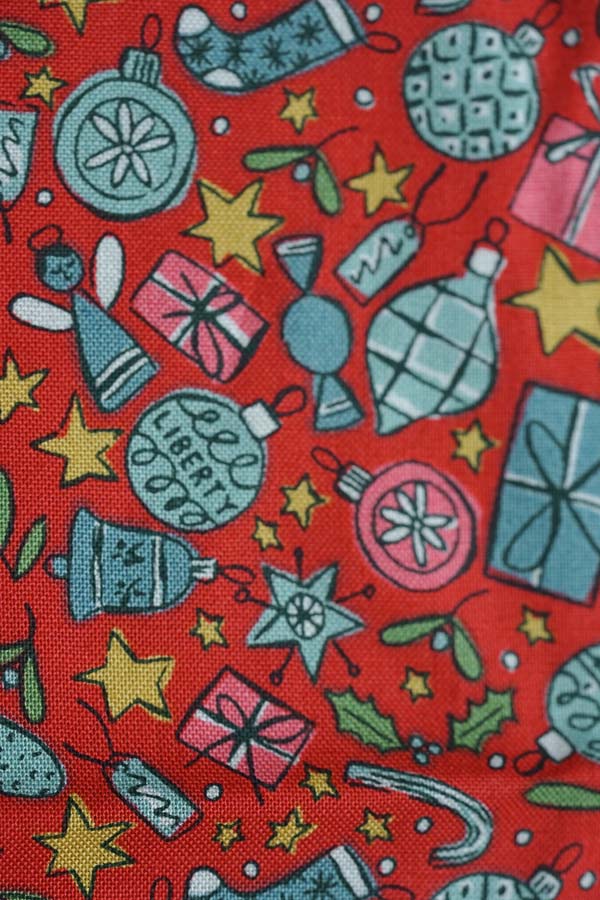 ��Хƥ�Liberty London Festive joy���ꥹ�ޥ��ѥå�����ѥ��åȥ���110��47cm gf-928