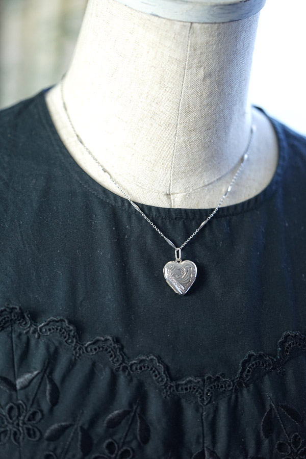 �������Υ���С��Υϡ��ȤΥ����å�1.8��1.8cm 1930ǯ�庢 ga-1100