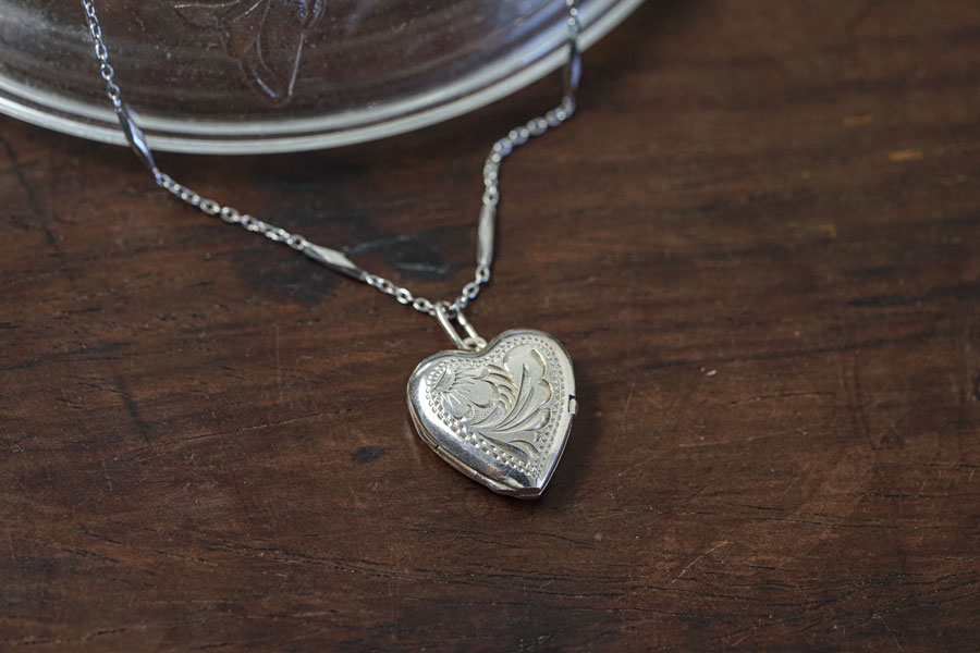 �������Υ���С��Υϡ��ȤΥ����å�1.8��1.8cm 1930ǯ�庢 ga-1100