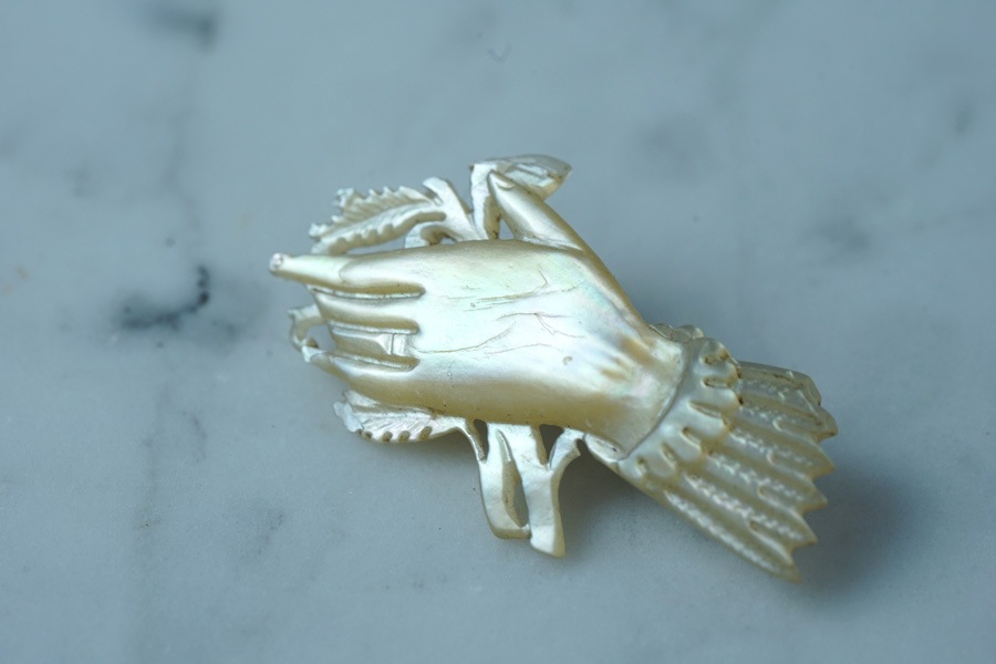 �����ꥹ�ǽв�ä��ޥ������֥ѡ���Υϥ�ɥ֥�����1920ǯ�庢 4.5��2.5cm ga-1129