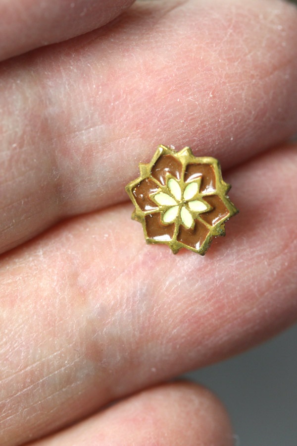 ����ƥ�����������ɥ᥿��˥��ʥ��̿��ξ����ʥܥ���W1cm 2�ĥ��åȡ�gbu-071