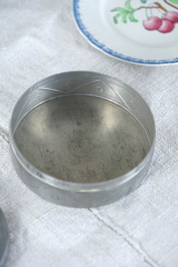 �ڤμ¤Υ�꡼�դΥ������γ��Ĥ��ƴ�19C��� gk-586