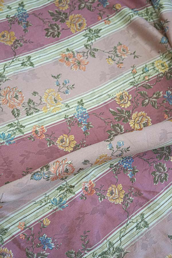 ����ƥ������ο����Τ��륤��ƥꥢ�ե��֥�å�W110��210cm gf-792