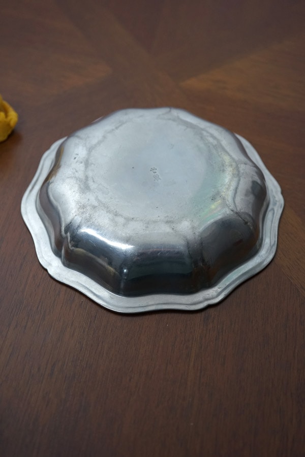 アンティーク】 エタン ピューター 錫の花リム深皿24.5cmと蜜蝋