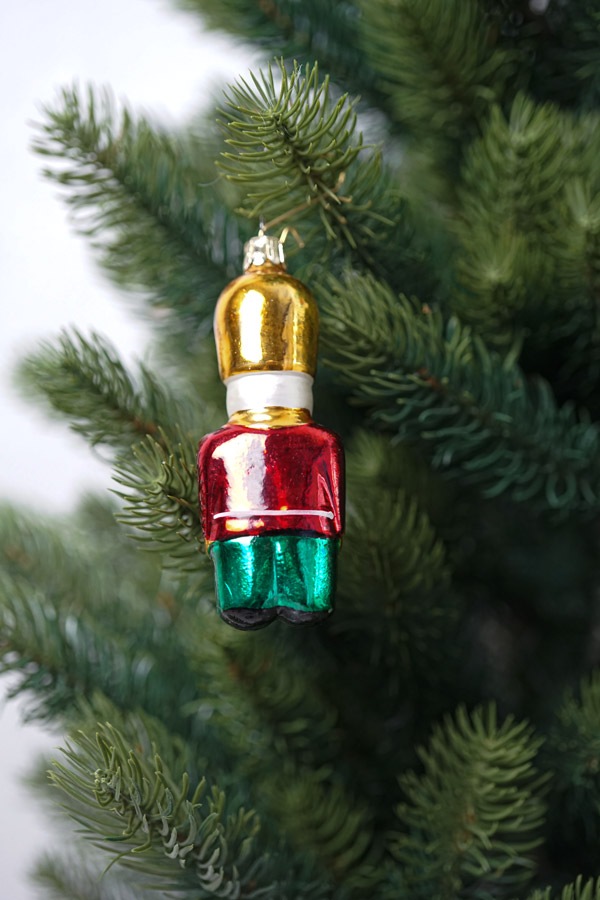 �٥륮���ǽв�ä������饹��ʼ��Υ����ʥ���H9.7cm gx-681