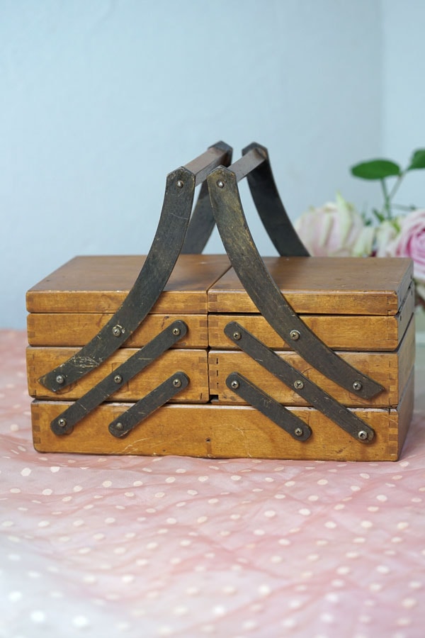 �ե�󥹥�����ơ�����ʪ�Υ������󥰥ܥå���1940ǯ�庢 gs-1516