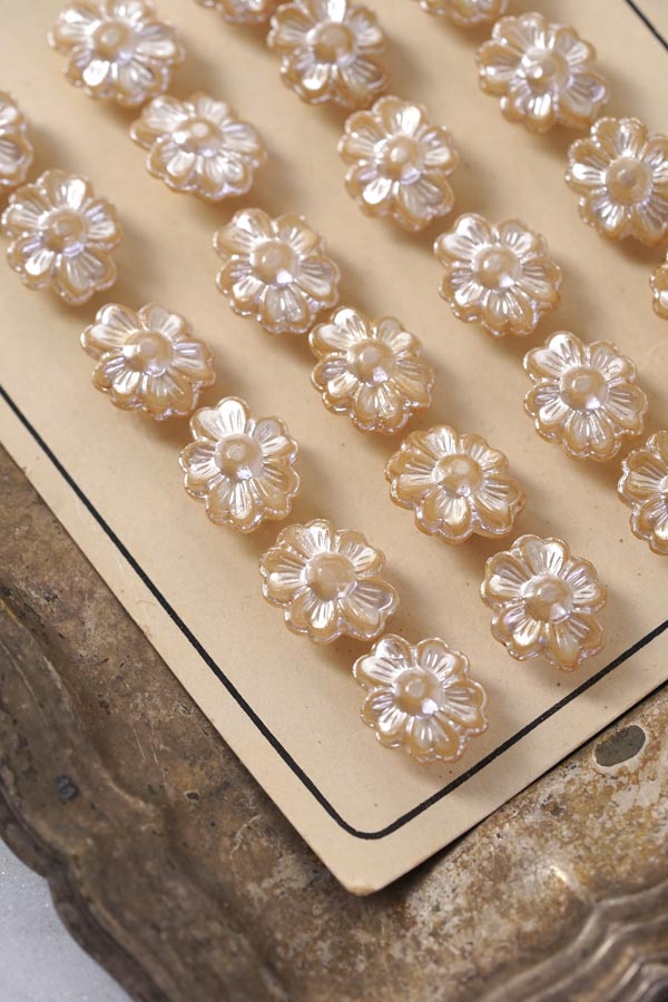 ���饹�Υ�����ɥѡ��륳���ǥ��󥰤��֥ܥ���1.3��1.2cm4�ĥ��å� gbu-047