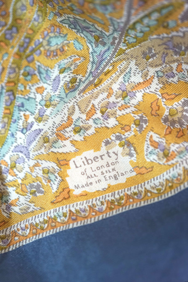 ��1960ǯ���Liberty of London ��̩�ʥܥ��˥������Υ�����ơ������륯�������� ���졼�ߥޥ������� 66��68cm gd-308