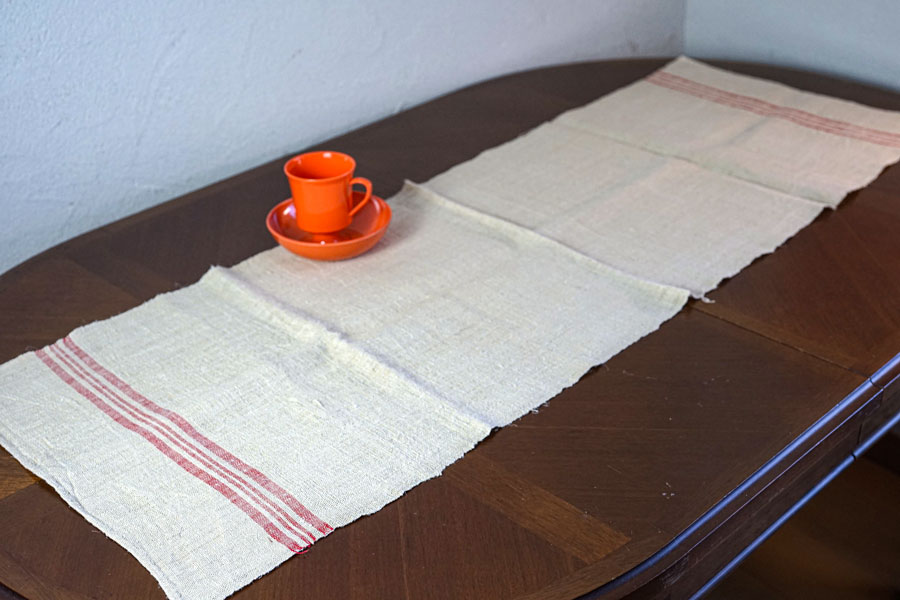 �ڥϥ󥬥꡼������ơ��������Ѥʼ꿥���ͥ�Υơ��֥���ʡ�����������֥饤��� 131��45cm gli-0407