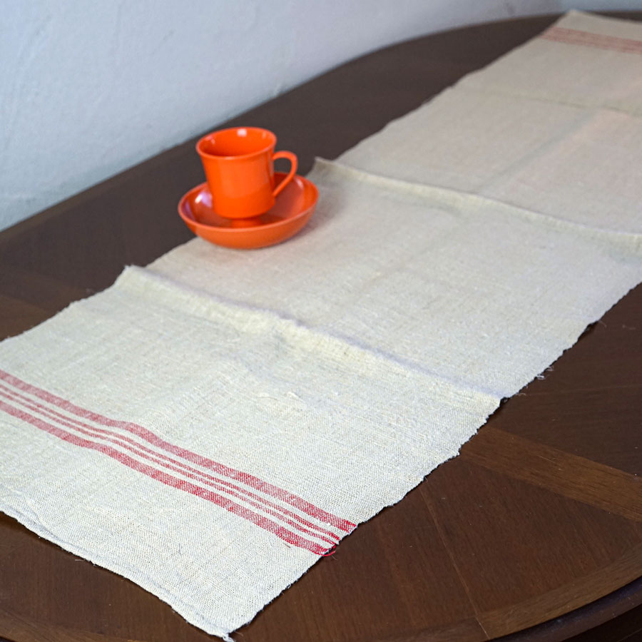 �ڥϥ󥬥꡼������ơ��������Ѥʼ꿥���ͥ�Υơ��֥���ʡ�����������֥饤��� 131��45cm gli-0407