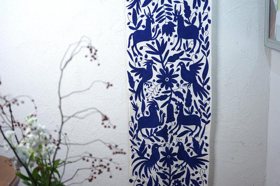 �ᥭ���������ȥ�²�Υƥʥ󥴻ɽ��Υơ��֥���ʡ����֤ο���ưʪ����44��190cm ge-1169